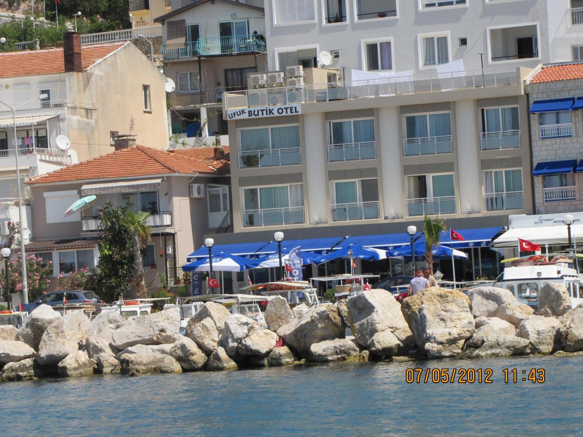 Ufuk Hotel Cesme Exterior photo